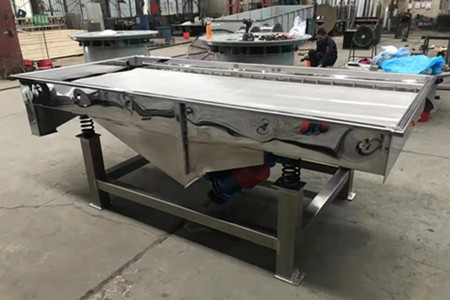 304不銹鋼直線振動篩的應用